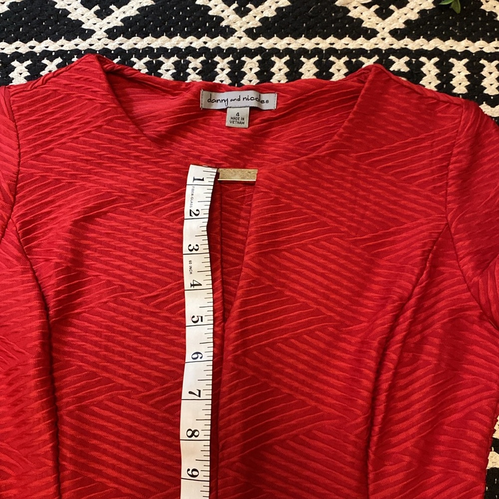 Red Dress - Picture 5 of 7